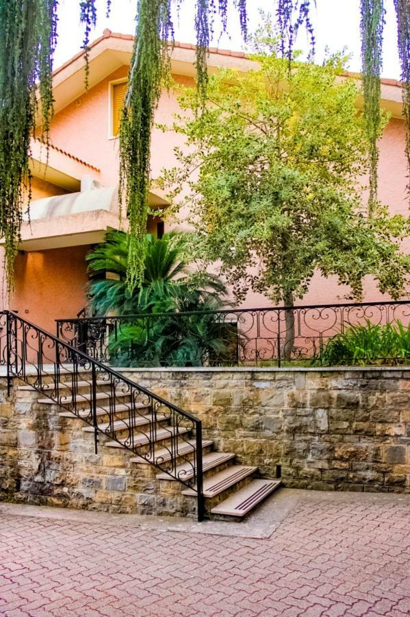 Ferienwohnung Rifugio Societa Semplice Ospedaletti Exterior foto