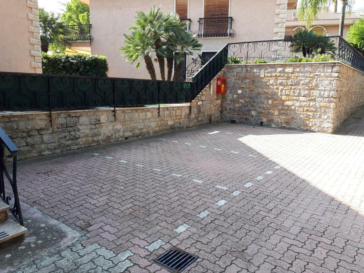 Ferienwohnung Rifugio Societa Semplice Ospedaletti Exterior foto