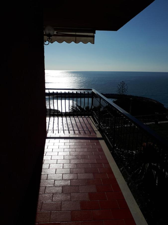 Ferienwohnung Rifugio Societa Semplice Ospedaletti Exterior foto